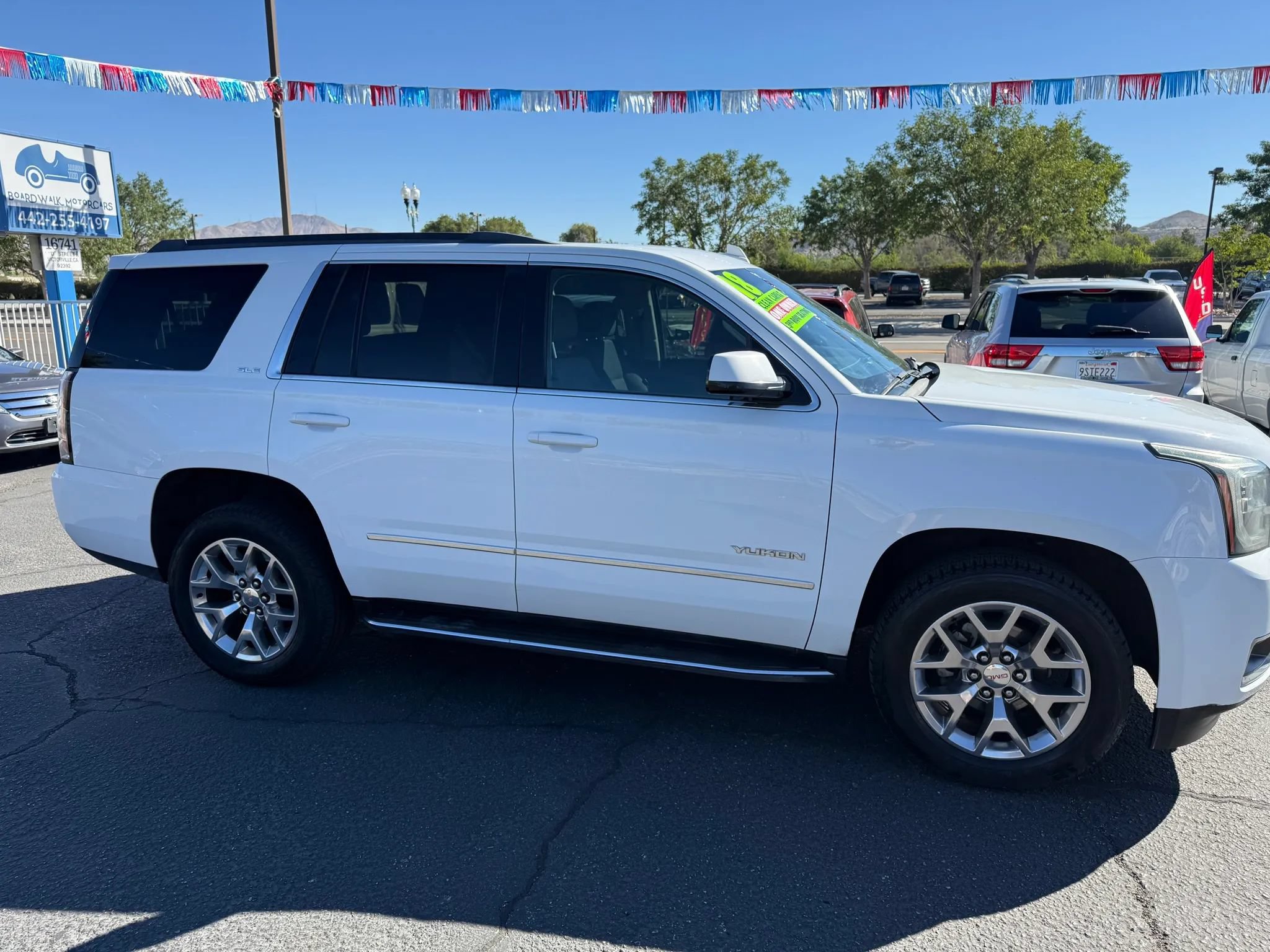 Used 2018 GMC Yukon SLE w/ SLE Value Package RWD image 3