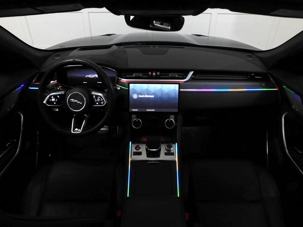Used 2024 Jaguar F-PACE SVR image 38