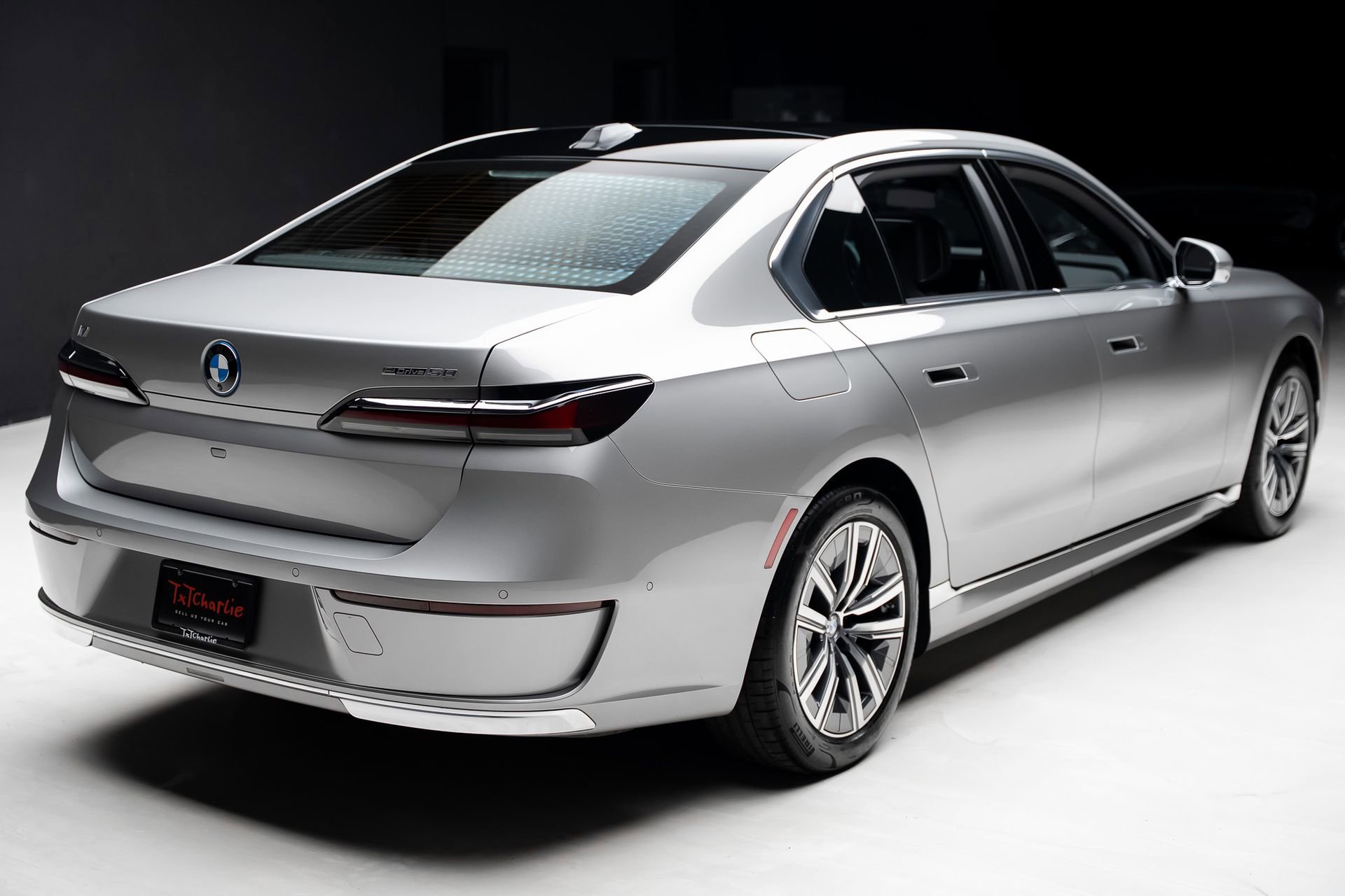 Used 2024 BMW i7 eDrive50 RWD image 33
