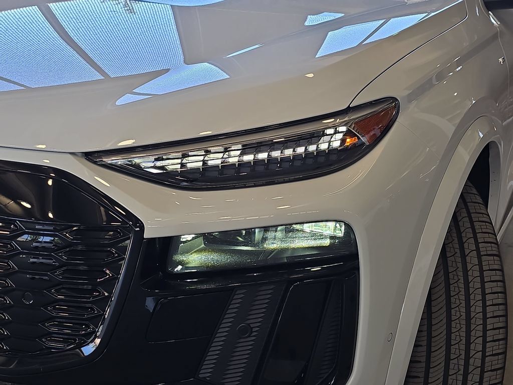 New 2027 Audi Q6 e-tron Prestige AWD/4WD image 30