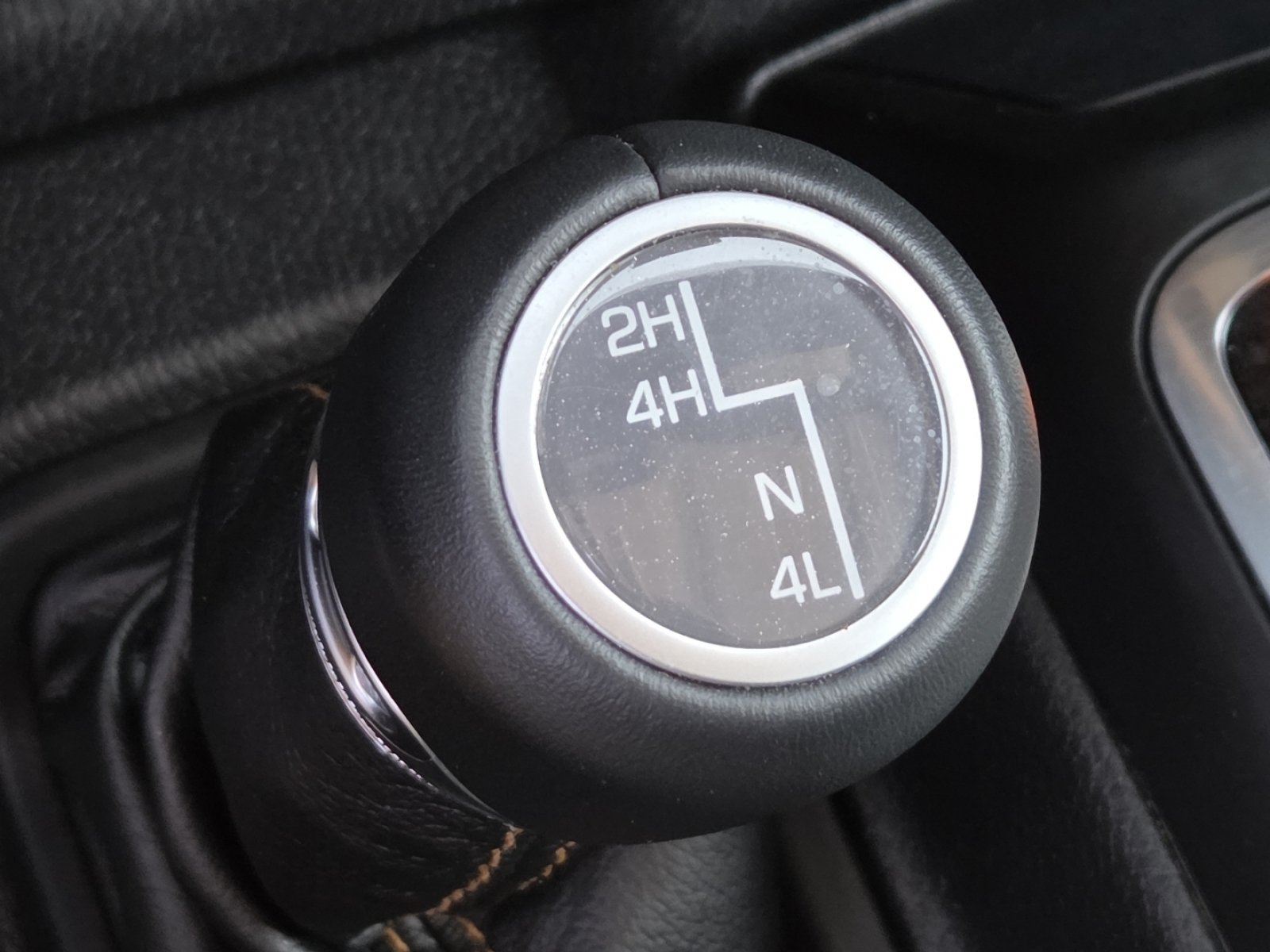 Used 2022 Jeep Gladiator Overland AWD/4WD image 5