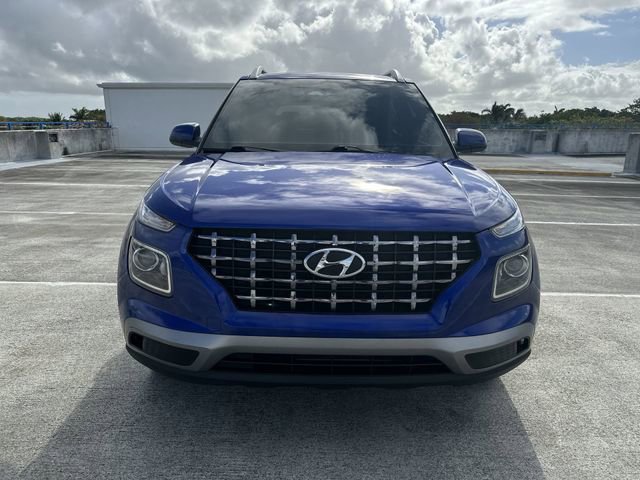 Used 2023 Hyundai Venue SEL FWD image 32