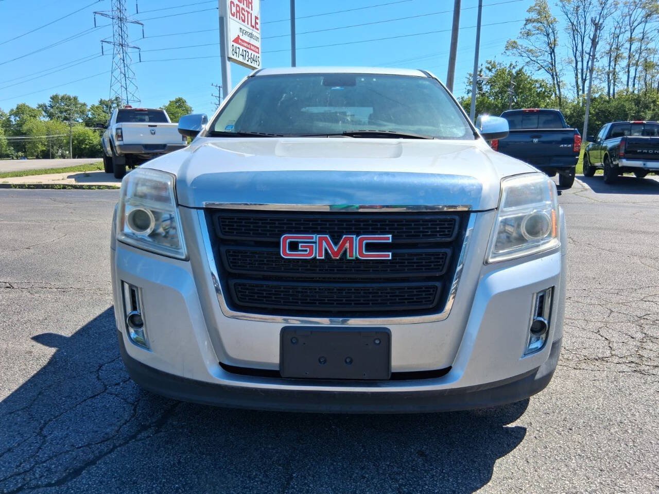 Used 2013 GMC Terrain SLE FWD image 2
