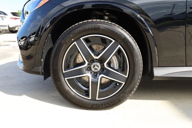 Used 2026 Mercedes-Benz GLC 300 image 9