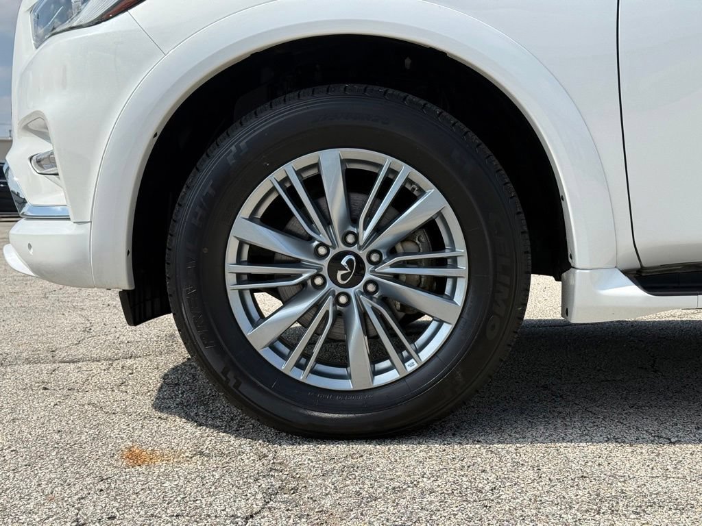 Used 2024 INFINITI QX80 Luxe RWD image 2