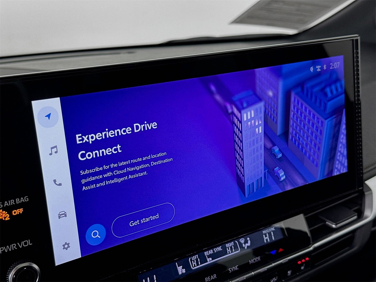 Used 2025 Toyota Sienna Limited image 13