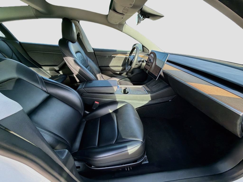 Used 2022 Tesla Model 3 Standard Range RWD image 33