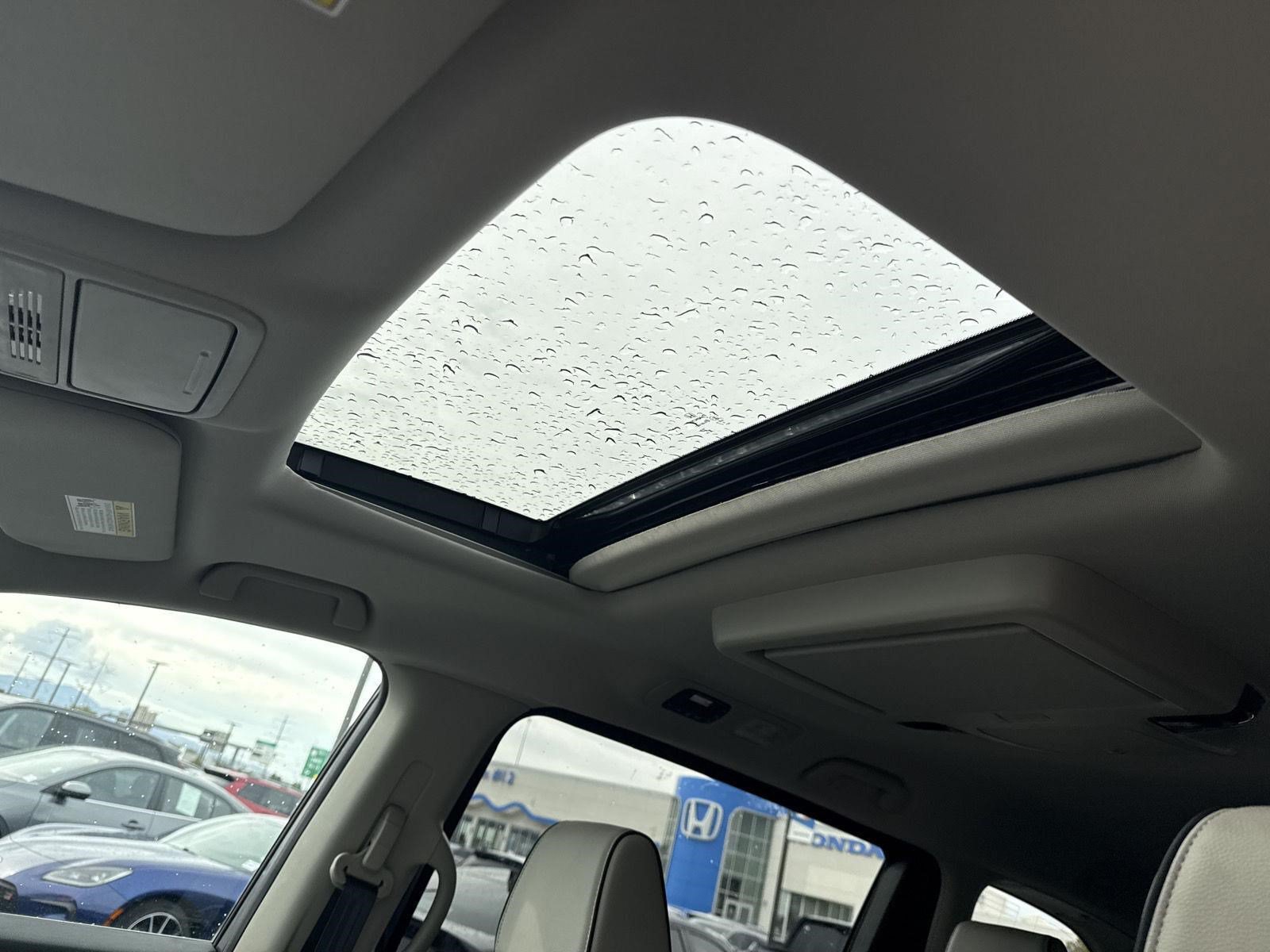 Certified 2026 Honda Odyssey Elite image 19