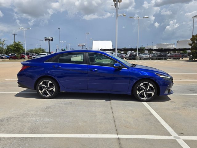 Used 2021 Hyundai Elantra Limited FWD video 4