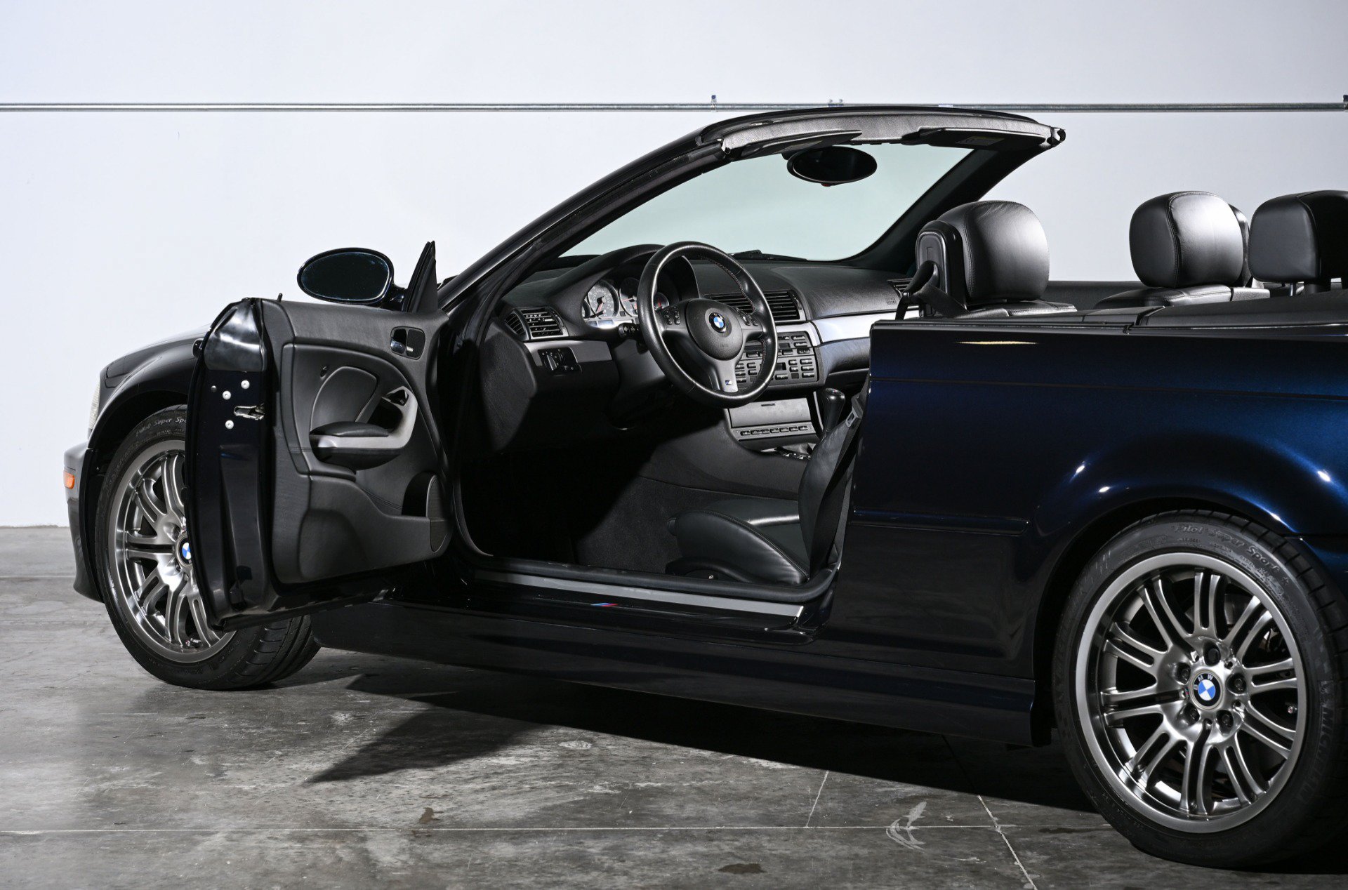 Used 2003 BMW M3 Convertible RWD image 22