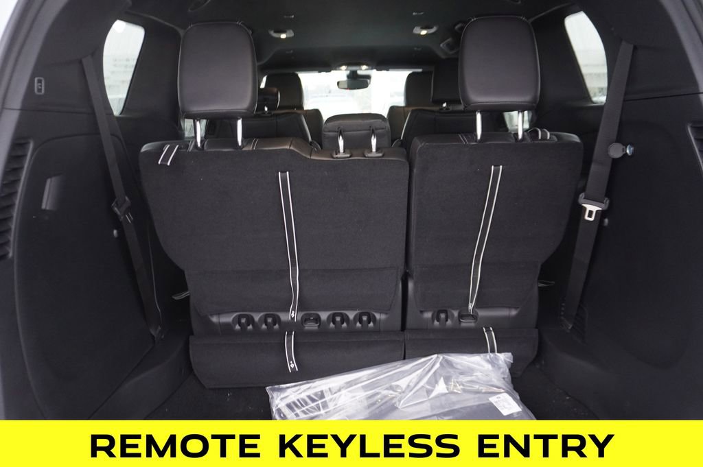 New 2026 Chrysler Voyager LX image 5
