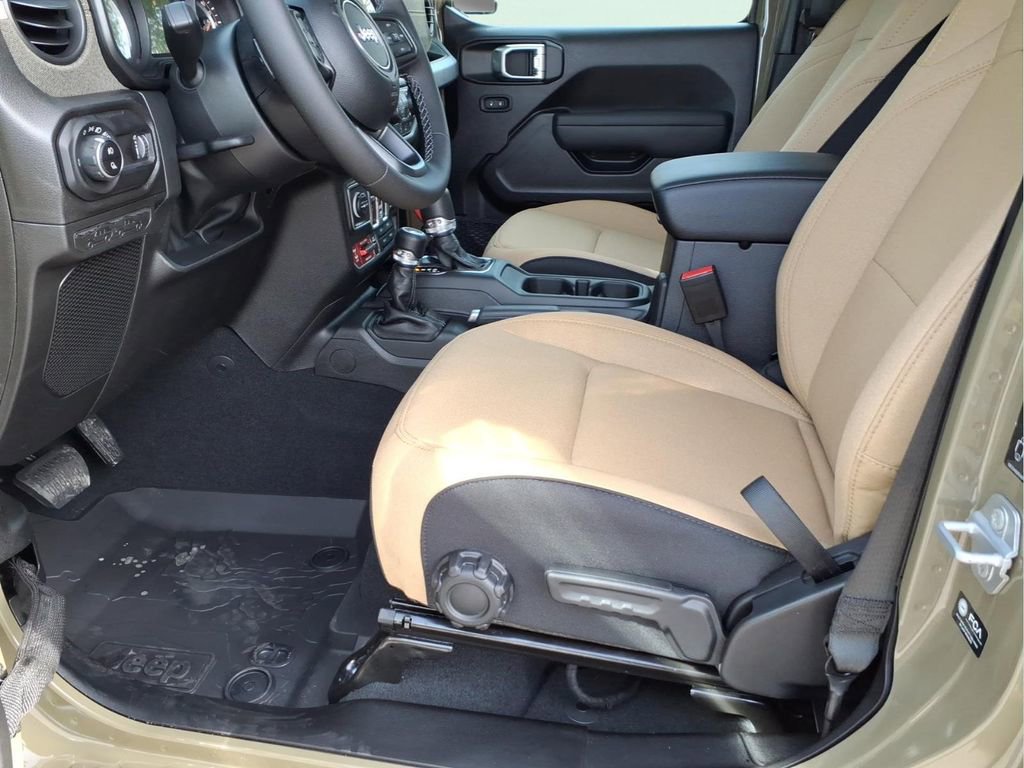 New 2026 Jeep Gladiator Willys image 12