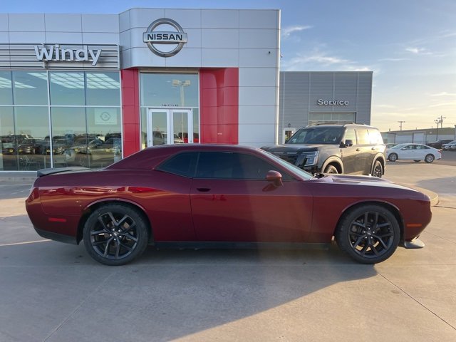 Used 2022 Dodge Challenger R/T w/ Blacktop Package image 8
