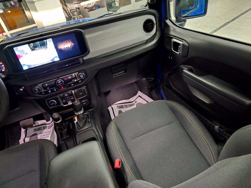 Used 2025 Jeep Gladiator Sport AWD/4WD image 36