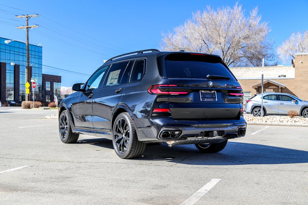 New 2026 BMW X7 M60i image 3