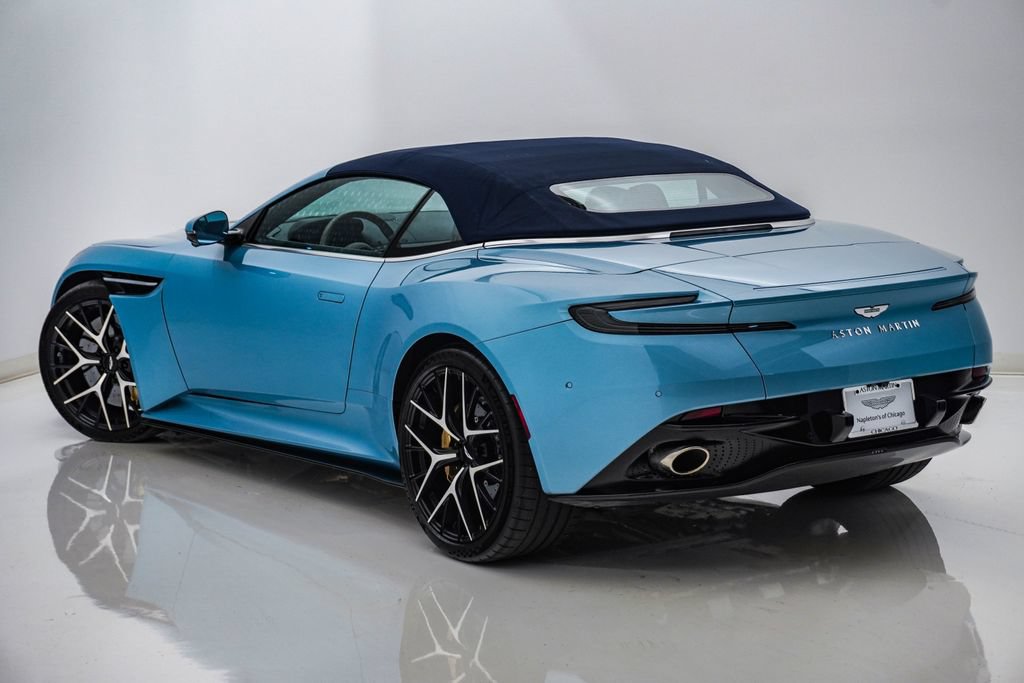 Used 2024 Aston Martin DB12 Convertible RWD image 8