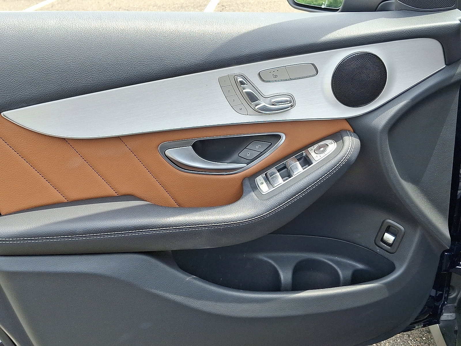 Used 2022 Mercedes-Benz GLC 300 GLC 300 image 12