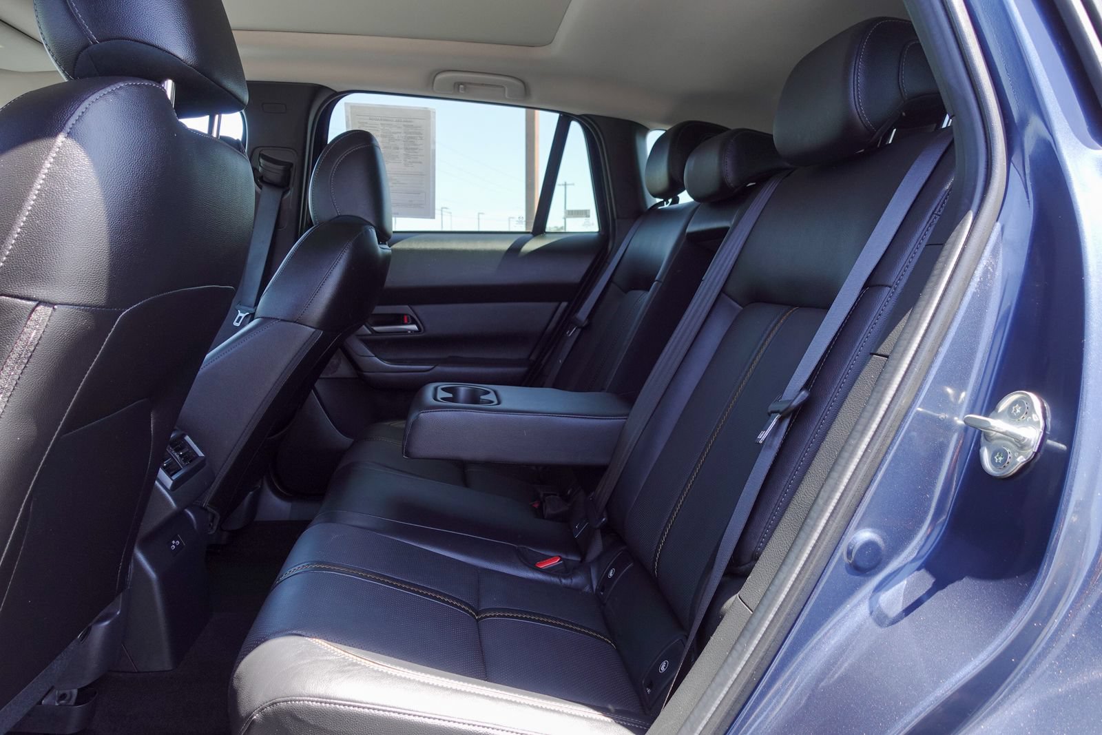 Certified 2025 MAZDA CX-50 AWD 2.5 Hybrid w/ Premium Pkg image 14