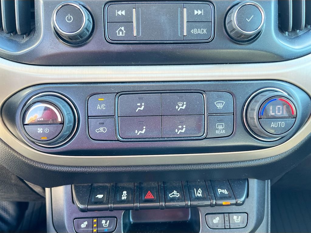 Used 2020 GMC Canyon Denali image 16