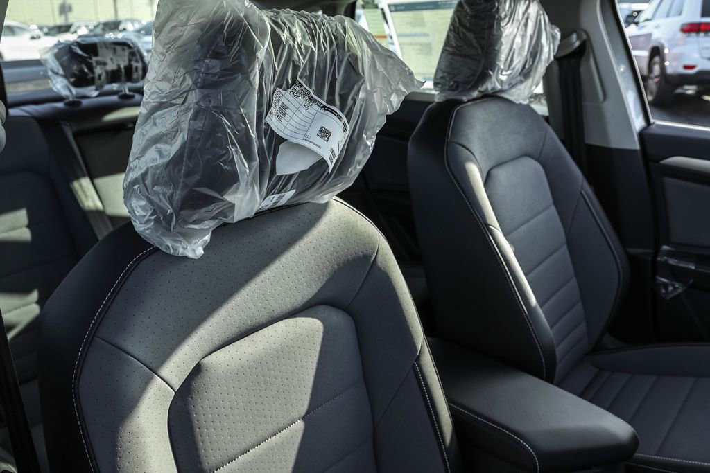 New 2026 Volkswagen Jetta SE image 43