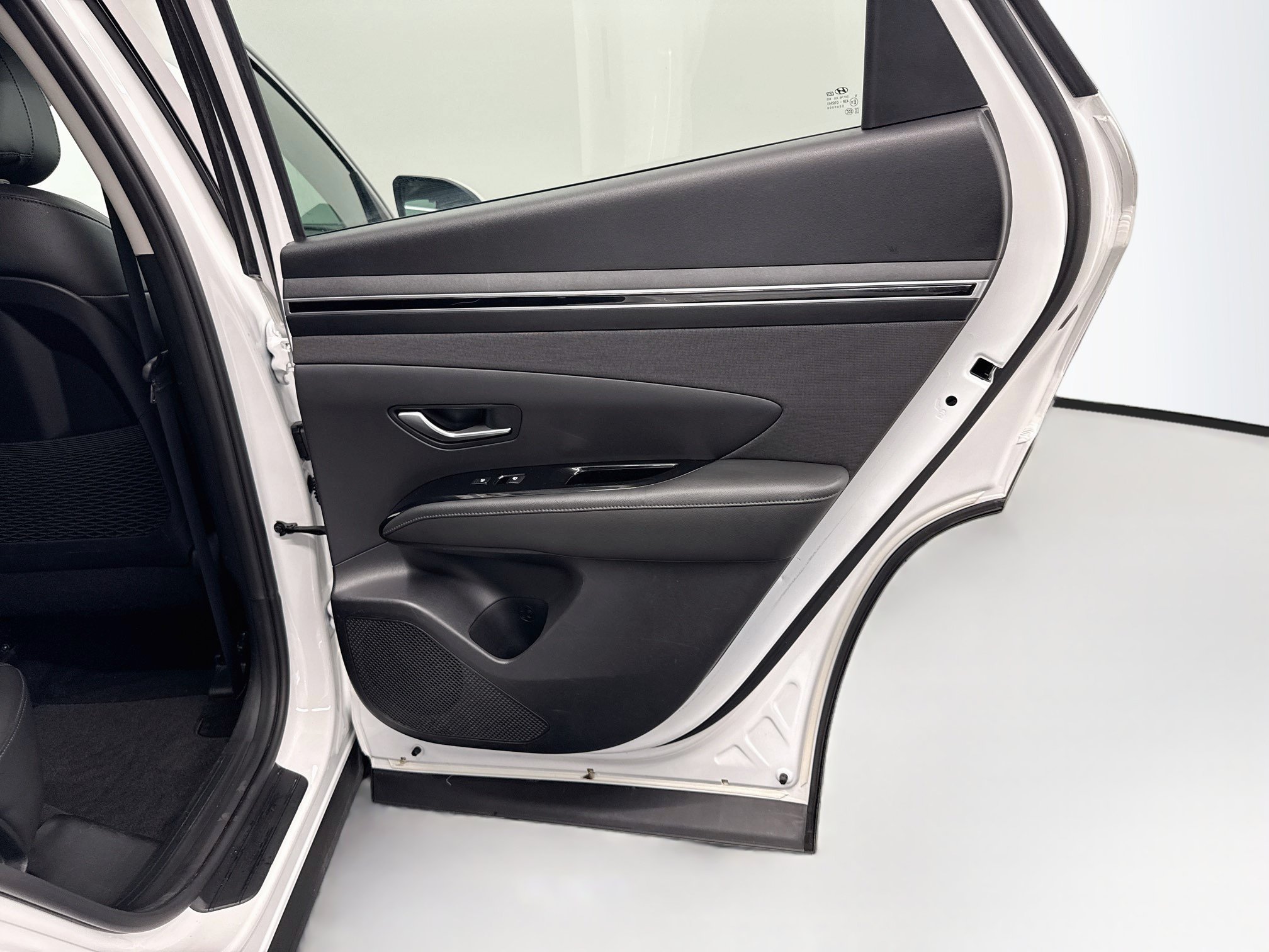 Used 2024 Hyundai Tucson Limited FWD image 33