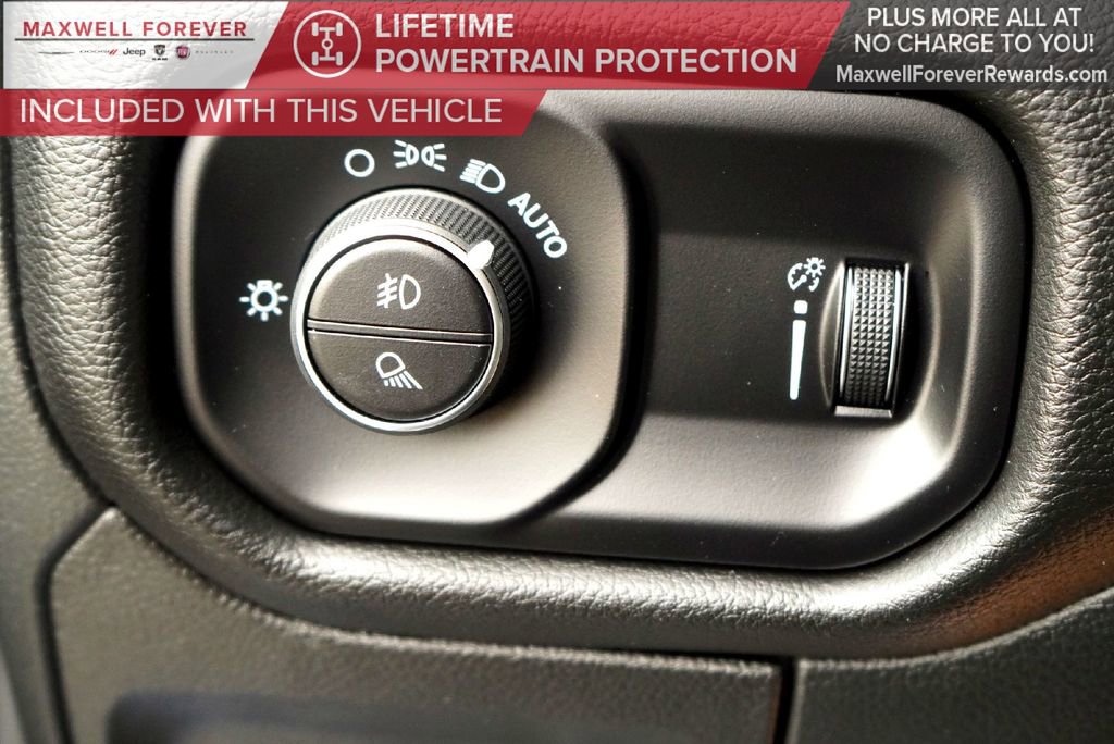 Used 2025 RAM 1500 Lone Star image 17