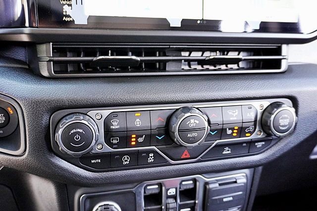 New 2025 Jeep Gladiator Sport S image 33