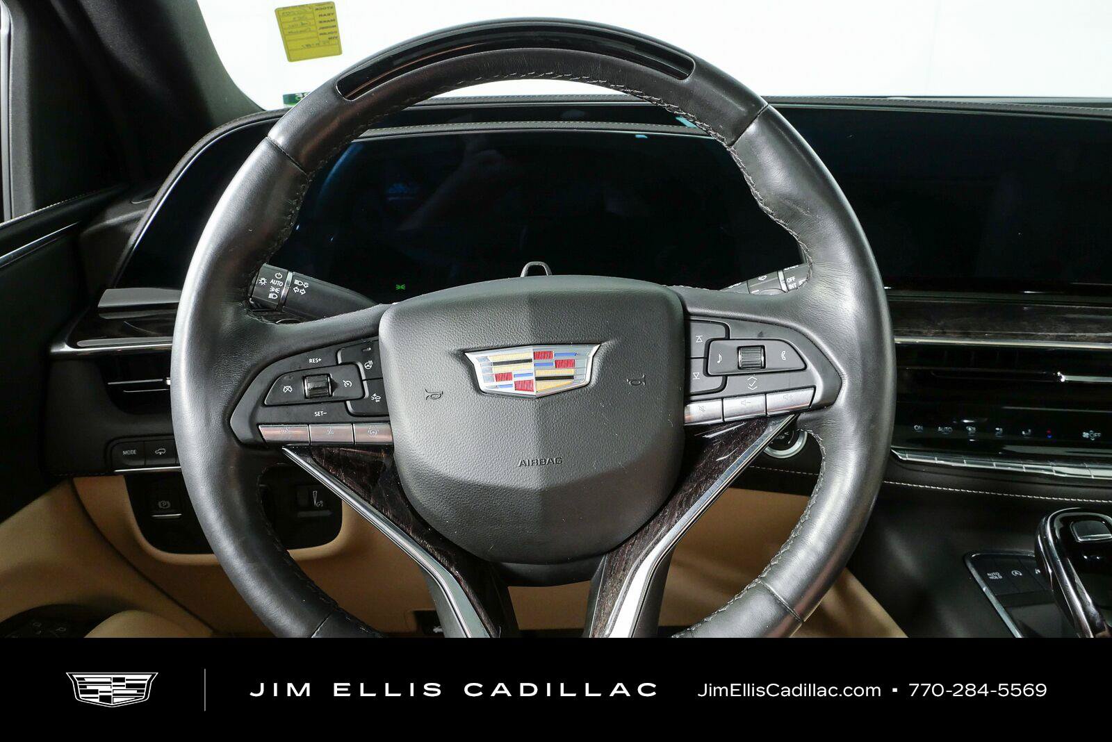 Used 2023 Cadillac Escalade Premium Luxury w/ Performance Package RWD image 10