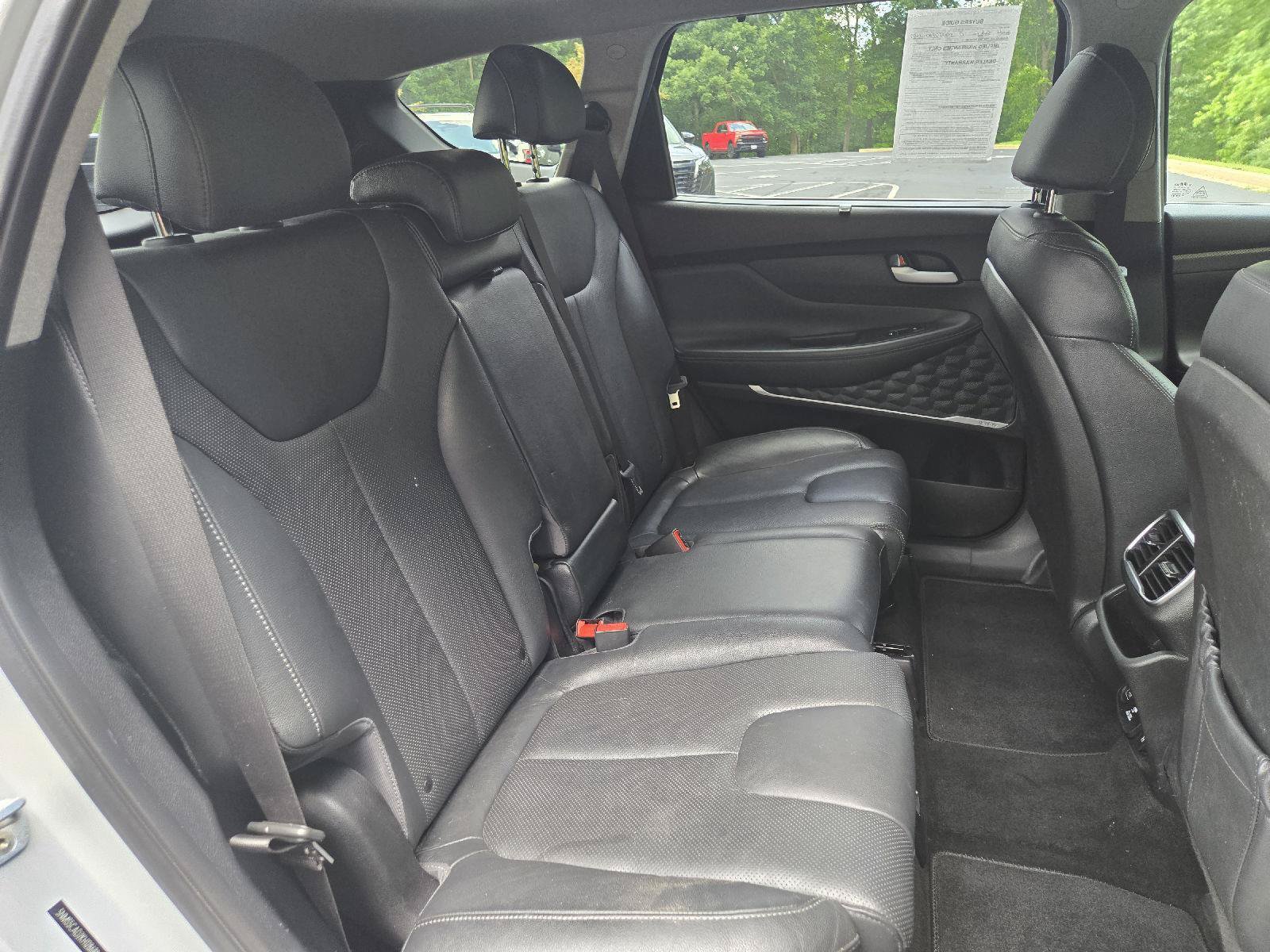 Used 2019 Hyundai Santa Fe AWD image 30