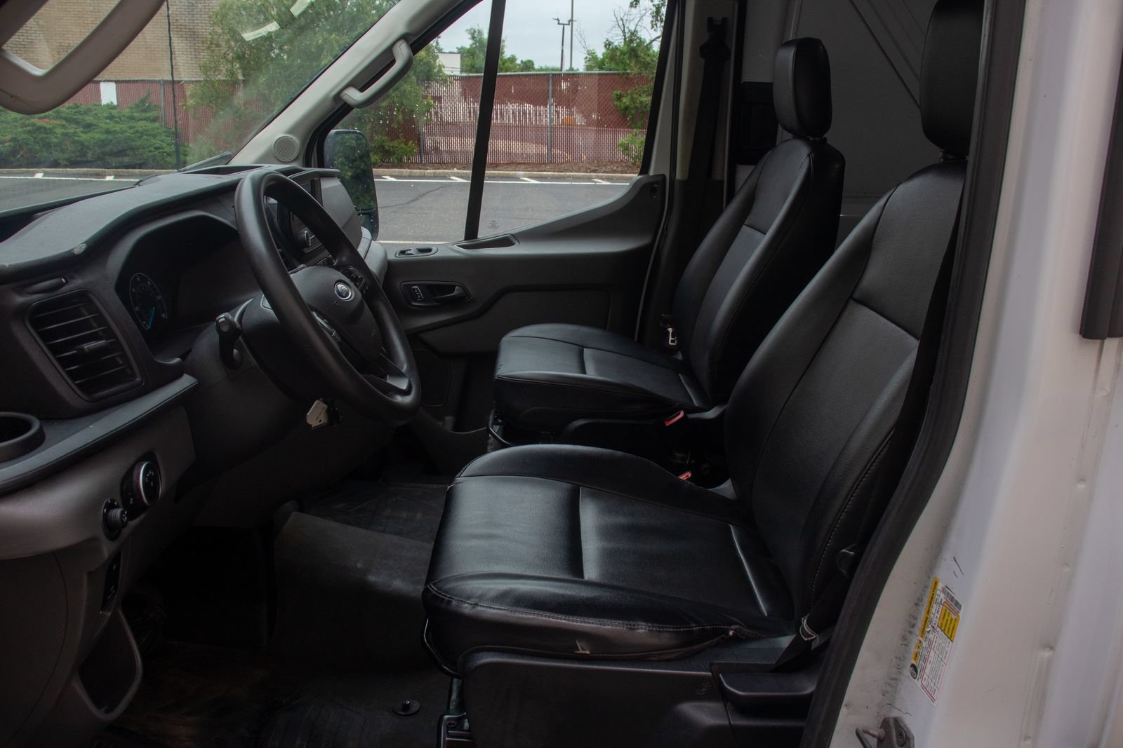 Used 2023 Ford Transit 250 Medium Roof AWD image 10