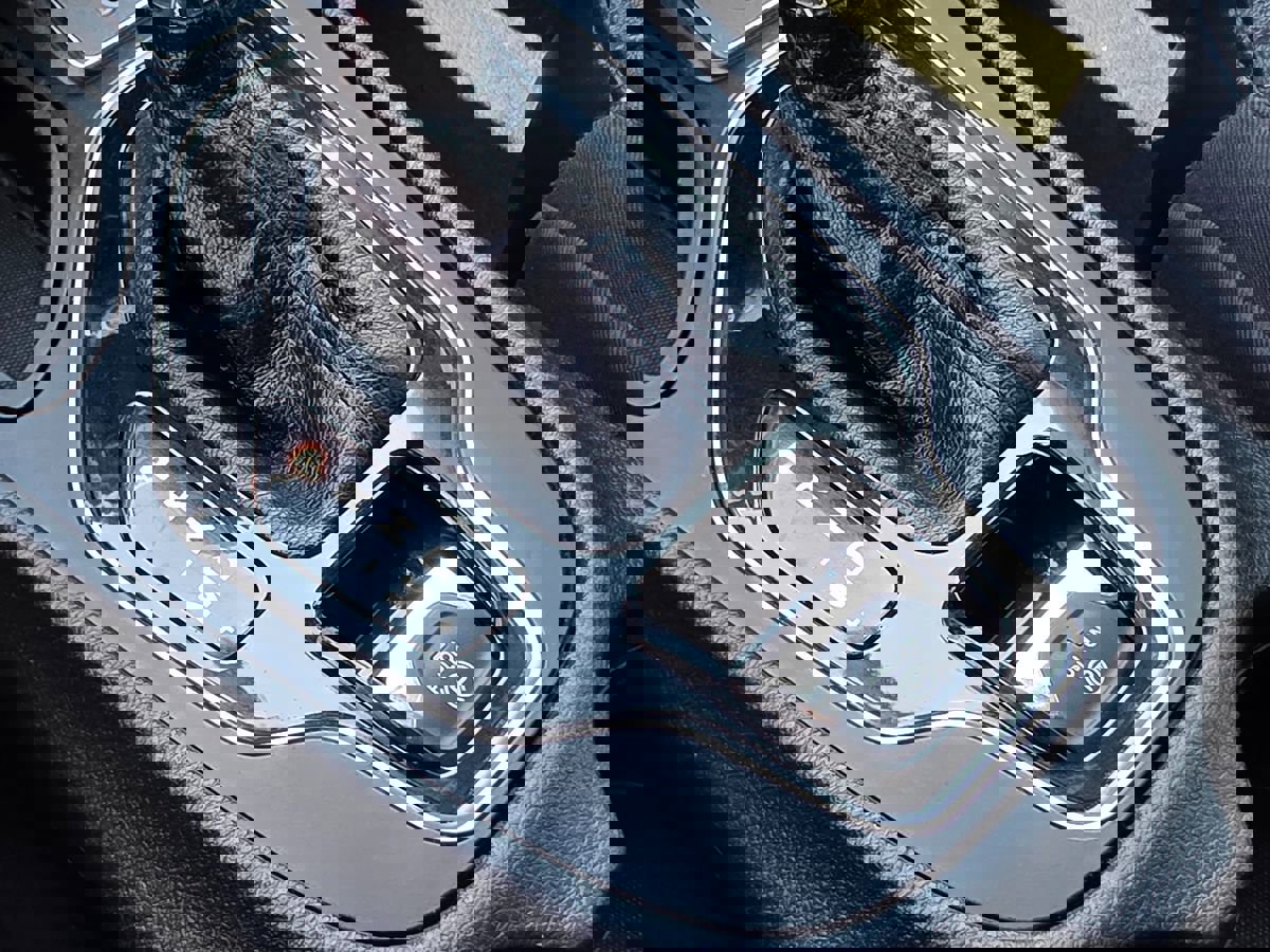 Used 2020 Jeep Cherokee Limited image 46