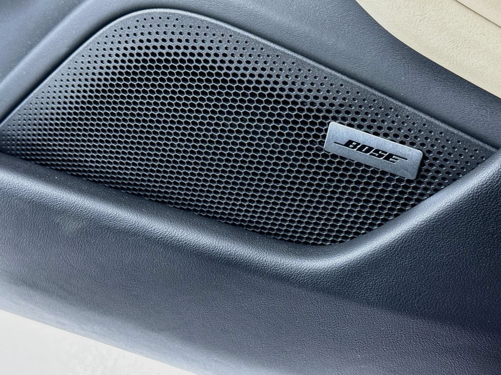 Certified 2023 Porsche Taycan 4S AWD/4WD image 12