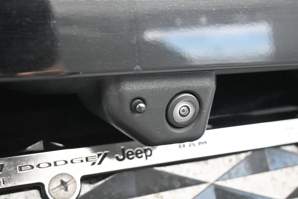 Used 2024 Chevrolet Equinox EV RS FWD image 38