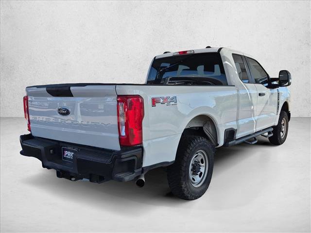 Used 2023 Ford F250 XL w/ FX4 Off-Road Package AWD/4WD image 5
