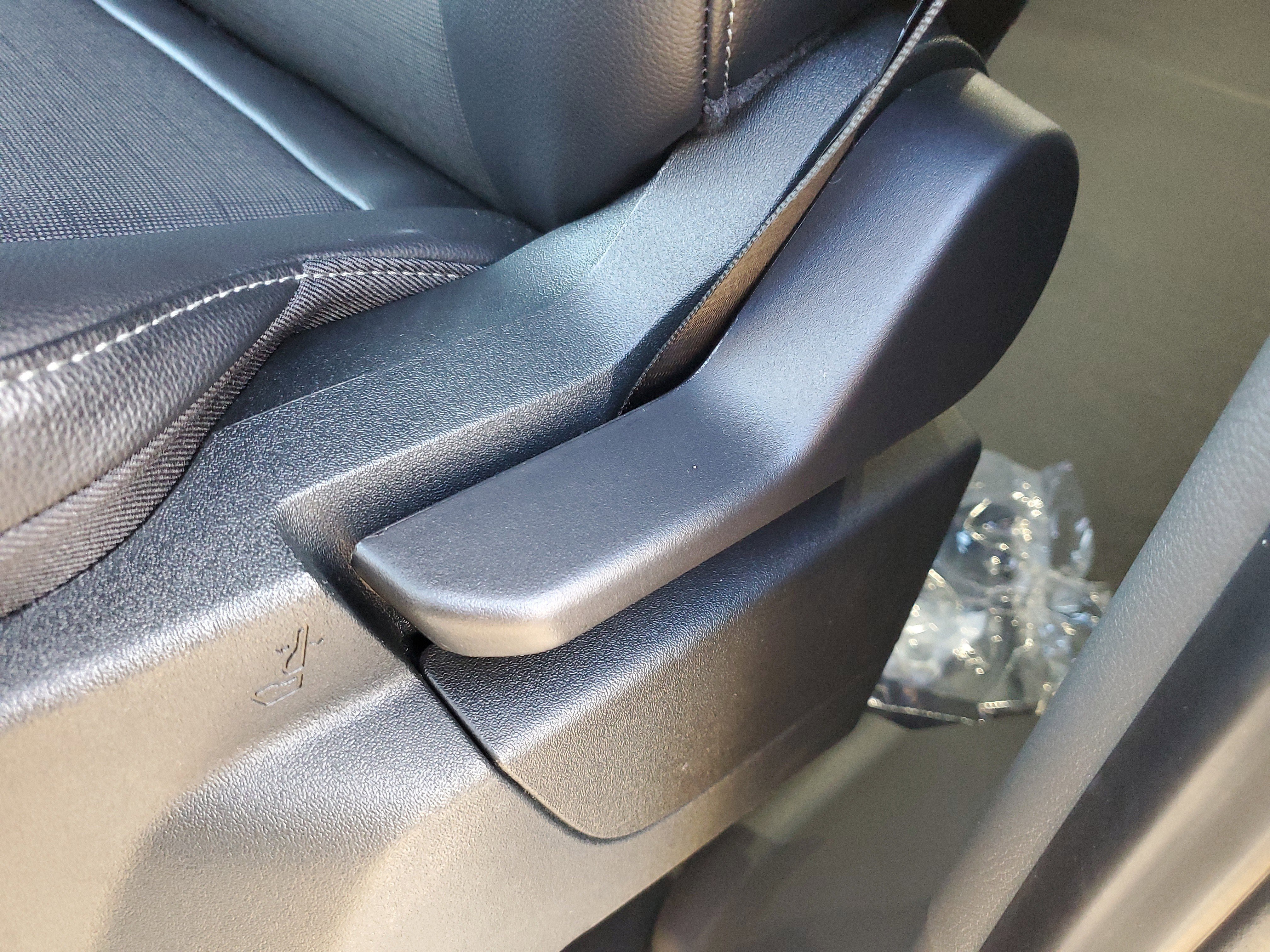 New 2025 Ford Transit 250 148 Medium Roof w/ Load Area Protection Package image 29