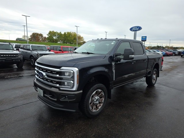 Used 2025 Ford F350 King Ranch image 3