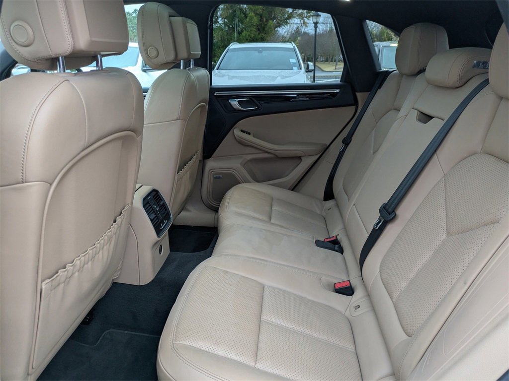 Used 2019 Porsche Macan Base w/ Premium Package Plus image 13