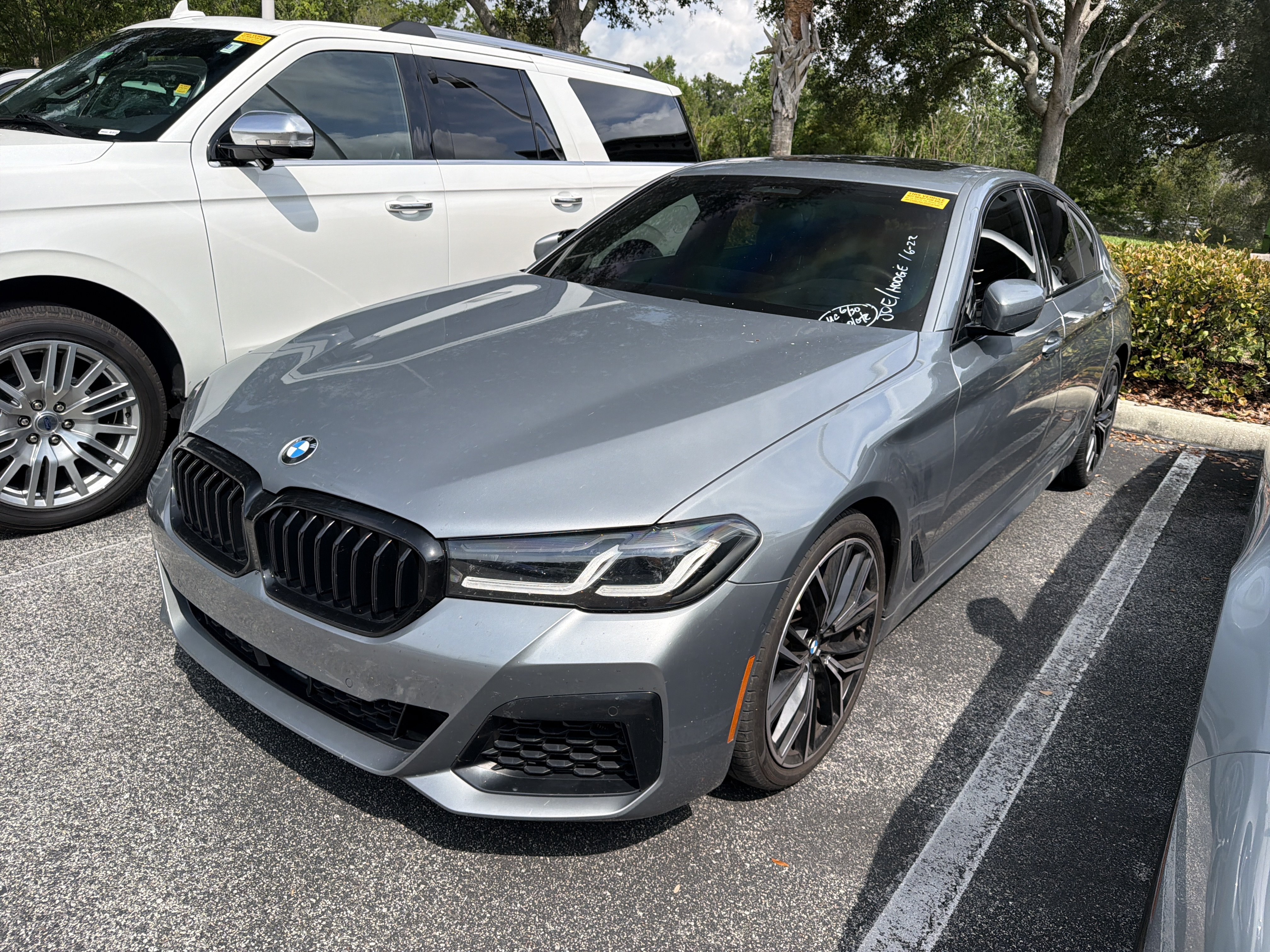 Used 2023 BMW 540i w/ M Sport Package RWD image 4