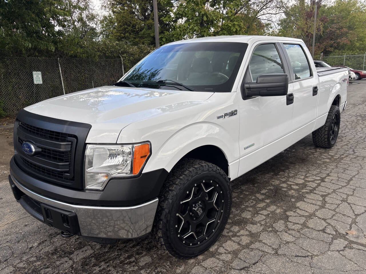 Used 2014 Ford F150 XL w/ Equipment Group 101A Mid image 1