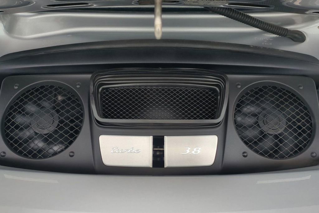 Used 2015 Porsche 911 Turbo image 30