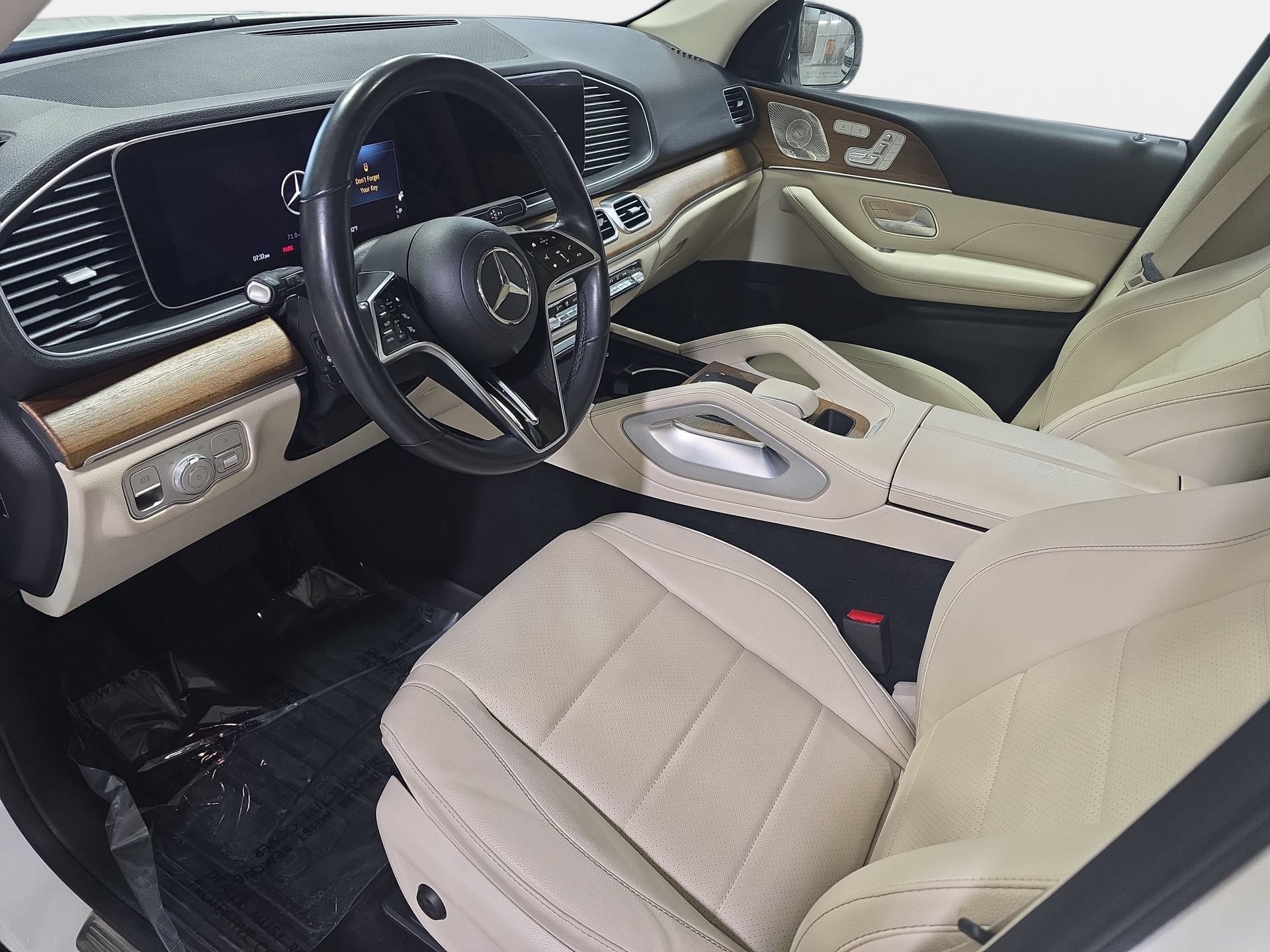 Certified 2024 Mercedes-Benz GLE 450 4MATIC image 16