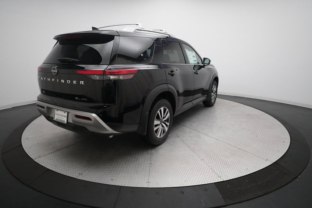 Used 2025 Nissan Pathfinder SL image 37