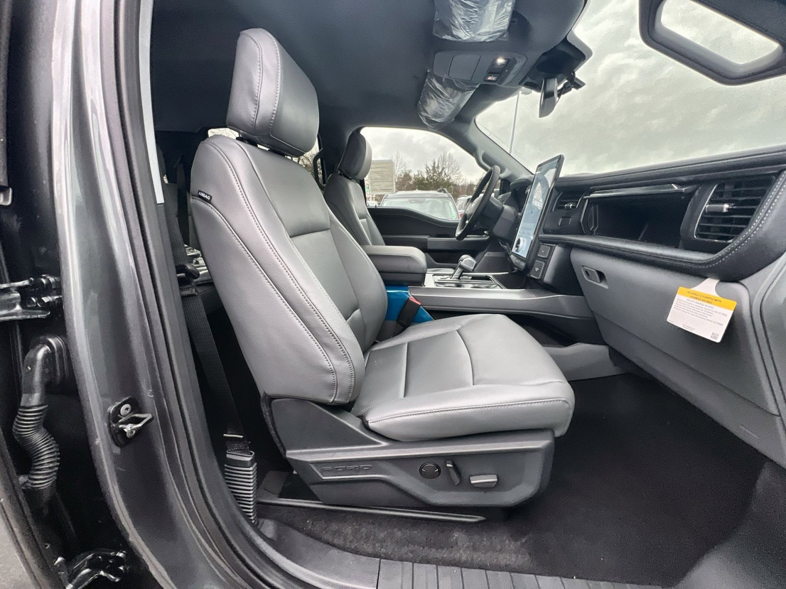 New 2025 Ford F150 Lightning Flash image 26