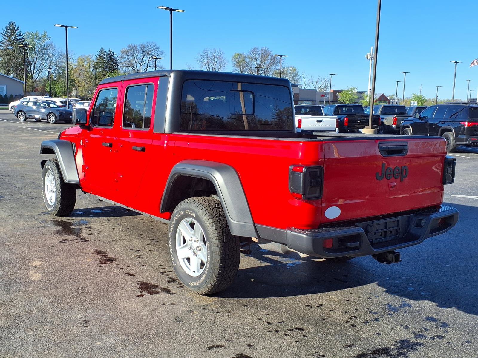 Used 2020 Jeep Gladiator Sport w/ Quick Order Package 24S AWD/4WD image 28