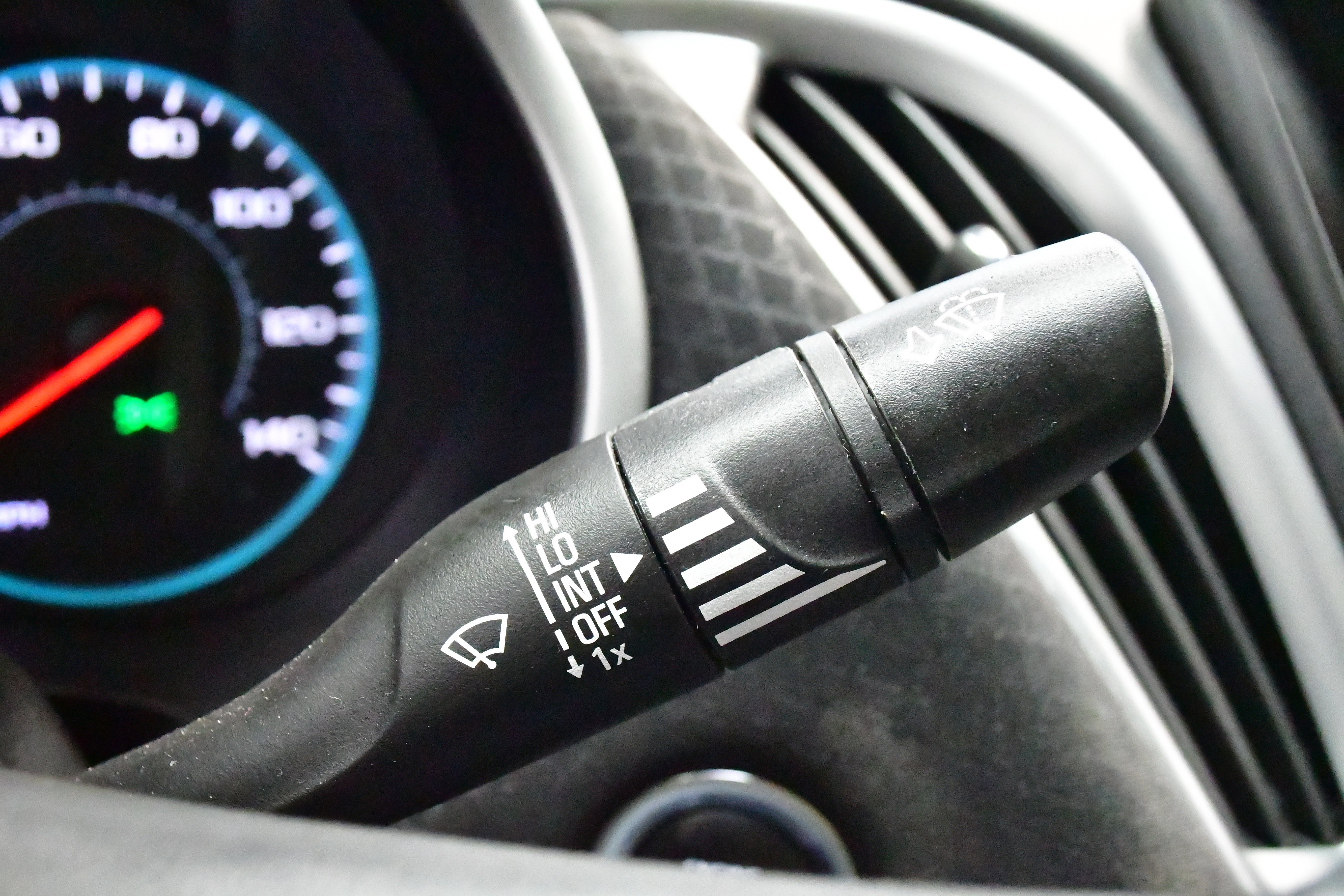 Used 2024 Chevrolet Malibu LT image 41