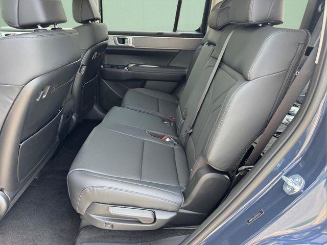 New 2026 Hyundai Santa Fe SEL FWD image 13