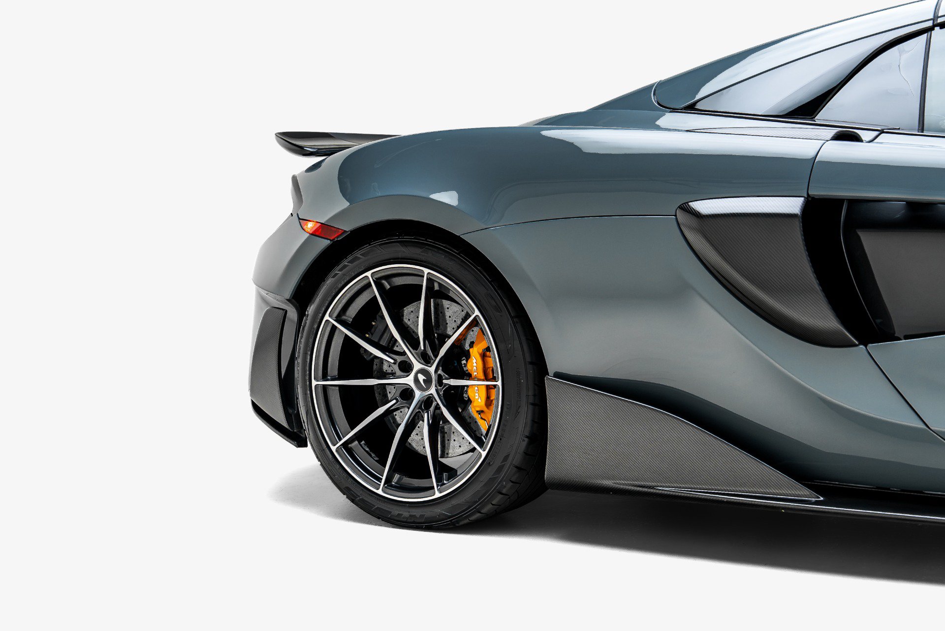 Used 2020 McLaren 600LT Spider RWD image 21