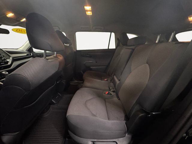Used 2020 Toyota Highlander LE AWD/4WD image 21