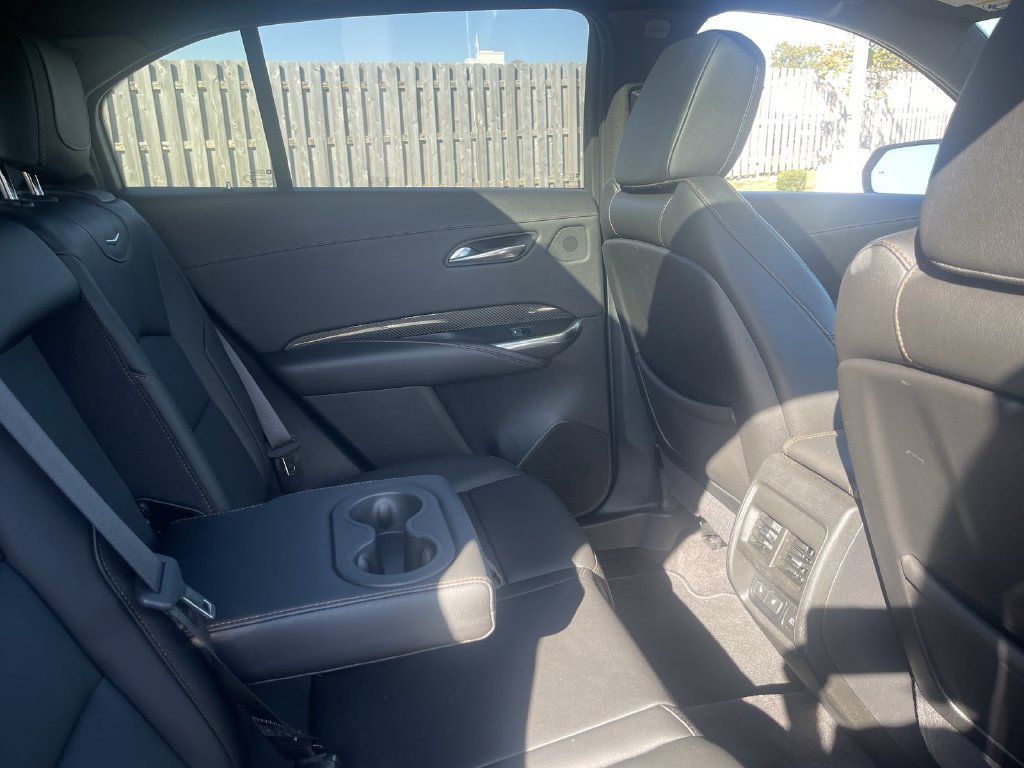 Used 2020 Cadillac XT4 Sport w/ Sun And Sound Package AWD/4WD image 29