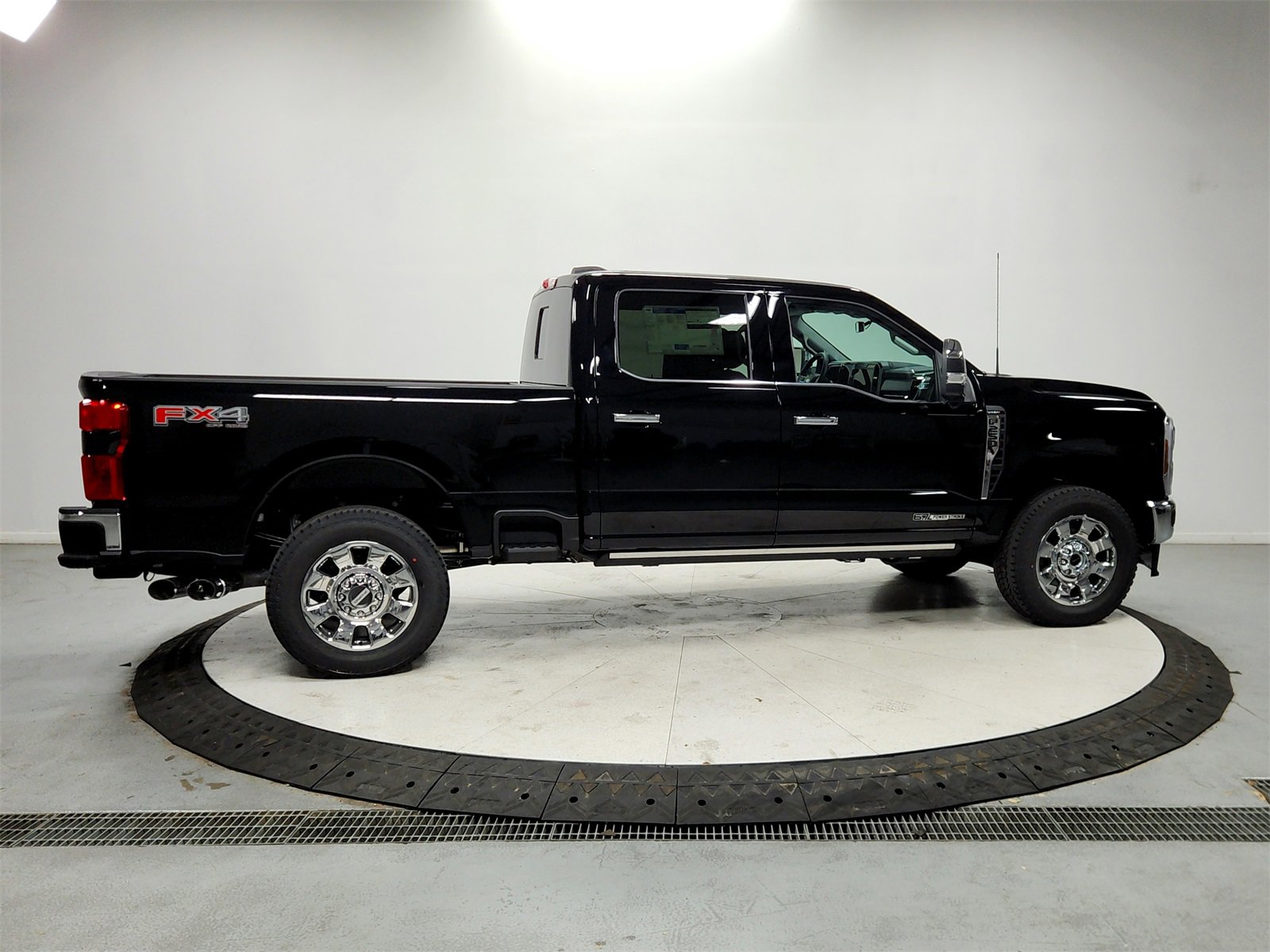 New 2026 Ford F250 Lariat w/ Lariat Ultimate Package image 8